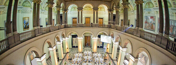 Szépművészeti Múzeum belső tere. Szépművészeti Múzeum belső tere.